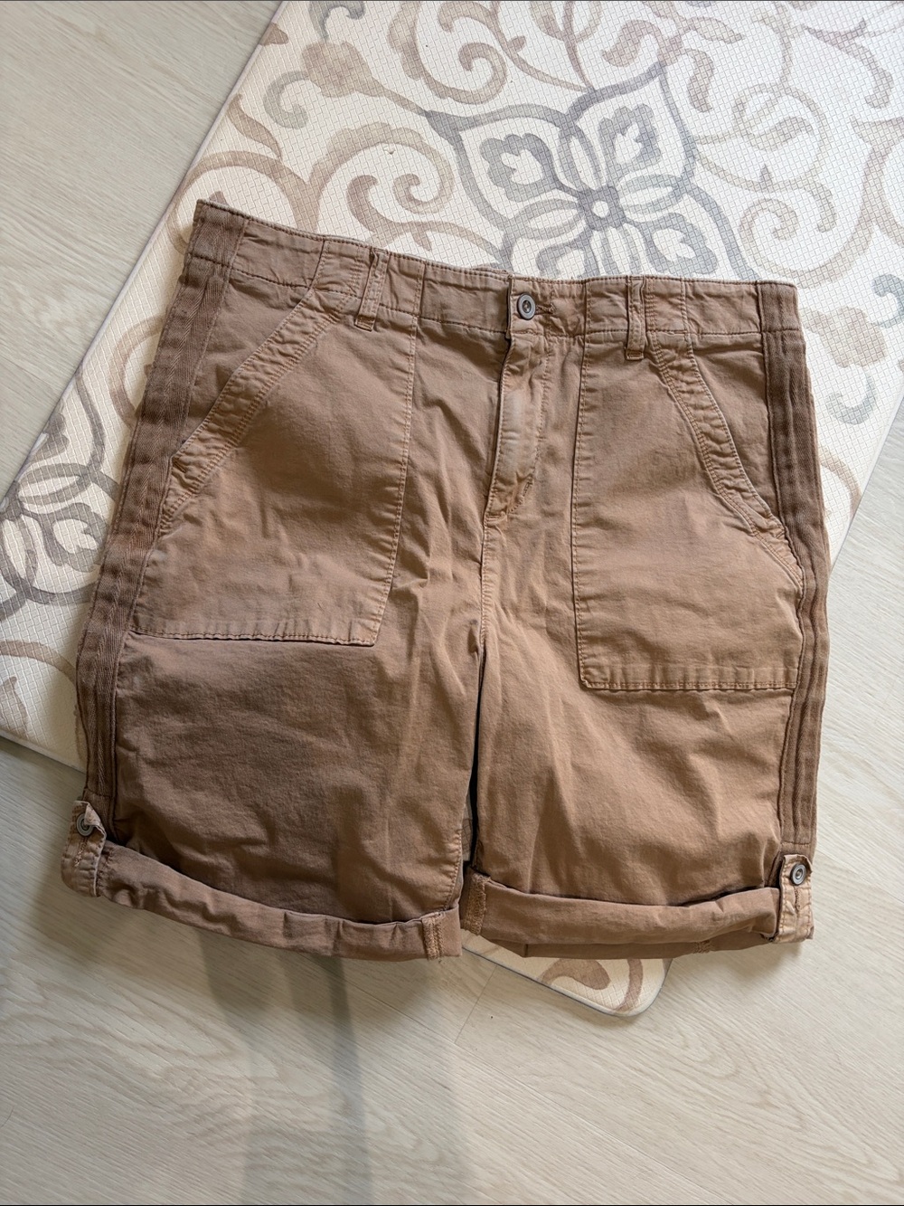 Denver Hayes shorts 10
